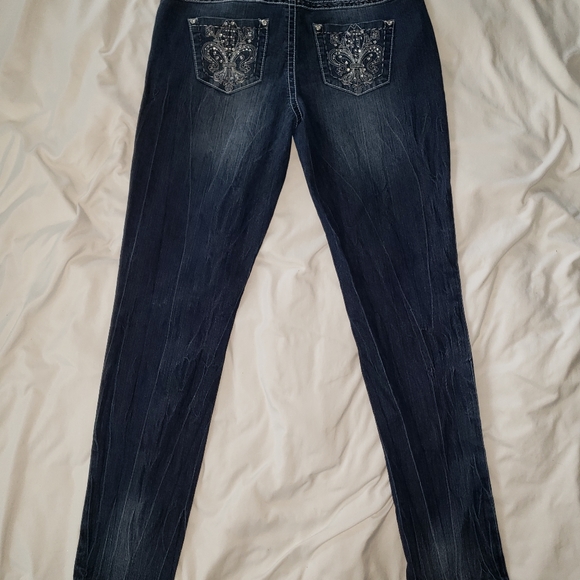 Bongo juniors Size 11 Jeans - Picture 4 of 9